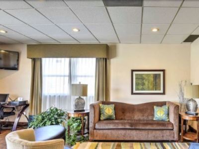 Hotel Surestay By Western Ottawa